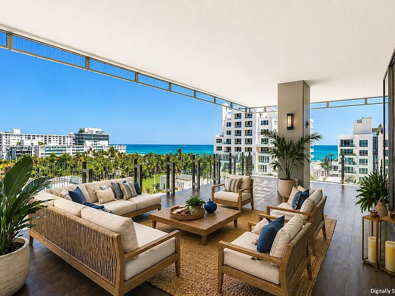 120 Ocean Dr #700 — Photo 1