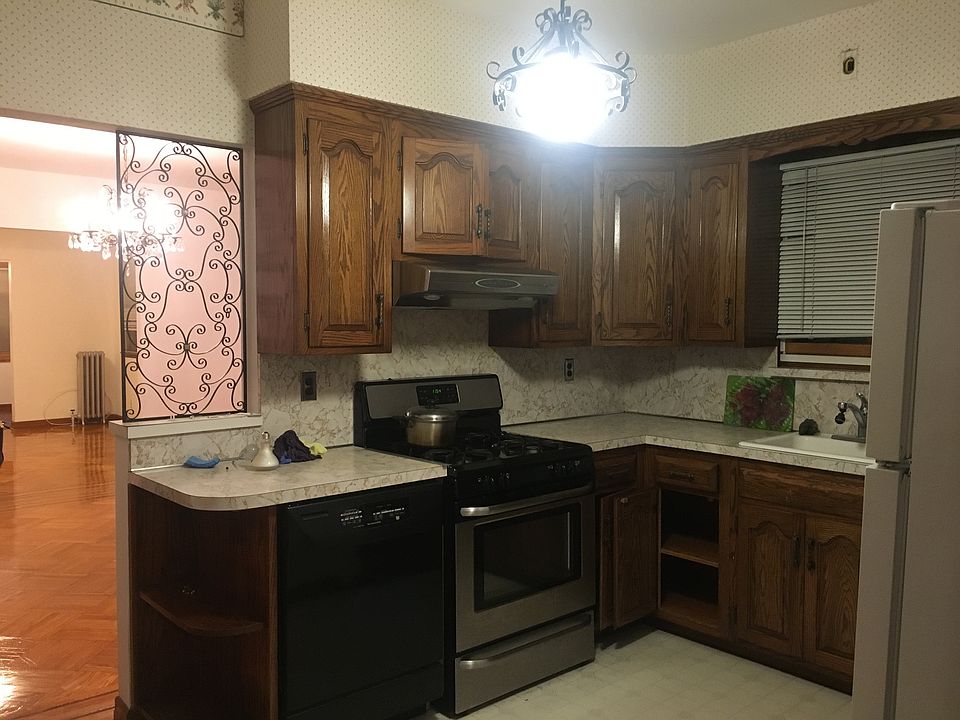 1st image of 8811 81st Ave #1