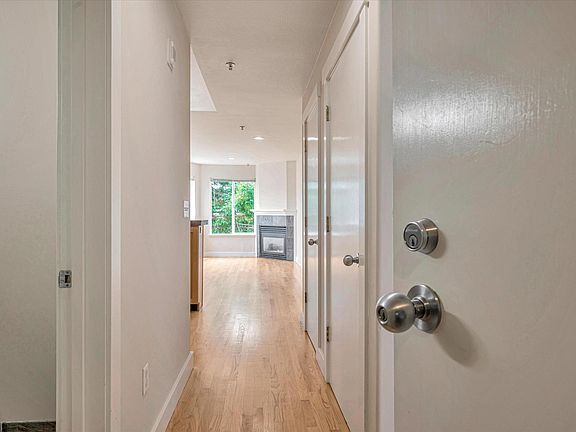 2nd image of 631 Divisadero St APT 302