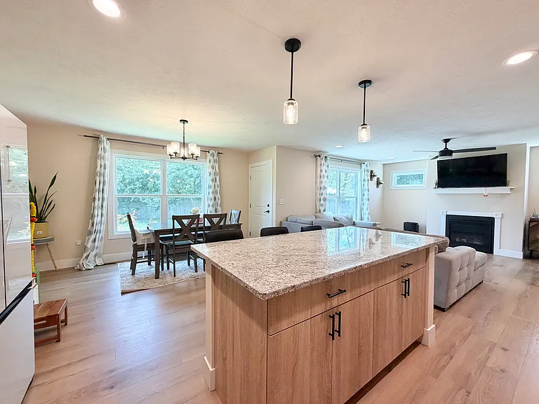 300 Waterwheel Dr — Photo 10
