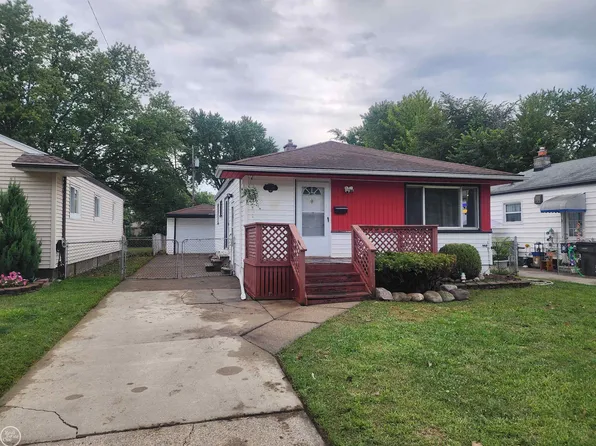 23509 Elmira St, Saint Clair Shores, MI 48082