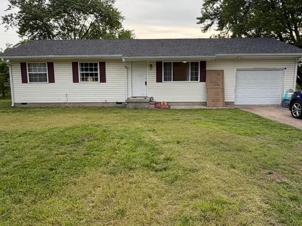118 Hedge Dr, Carl Junction, MO 64834