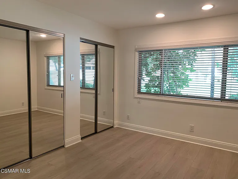 1242 Landsburn Cir — Photo 10