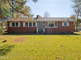 700 Forest Grove Ave, Jacksonville, NC 28540