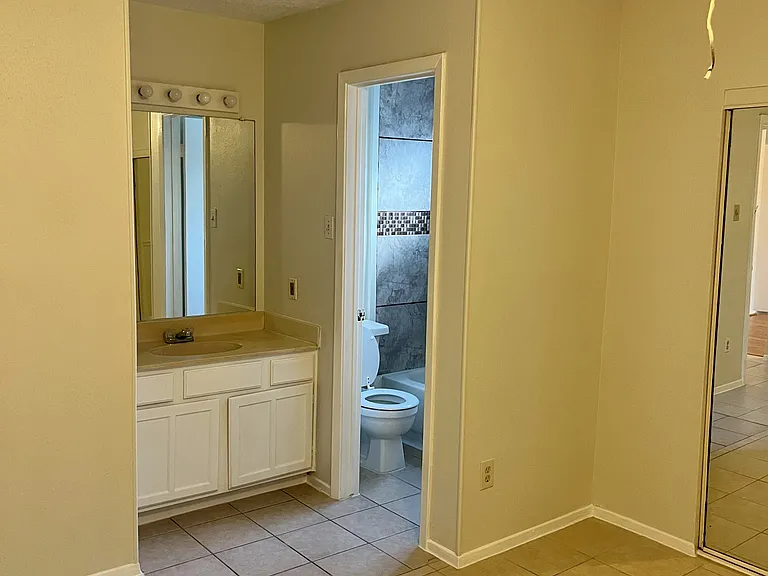 269 Willoughby Dr — Photo 11