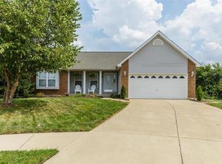 26 Highgrove Ct, O'Fallon, MO 63366