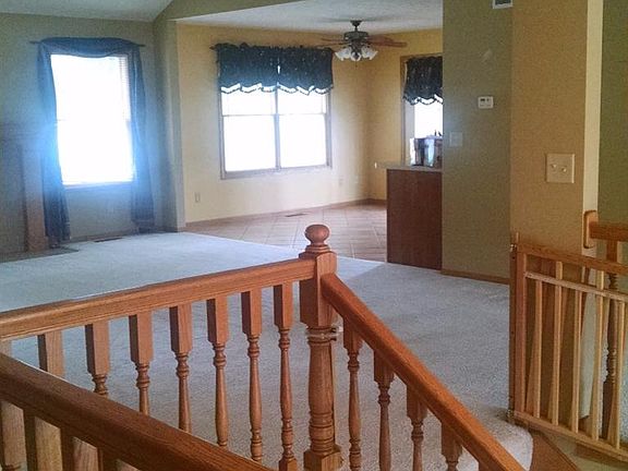 5th image of 423 Navajo Dr