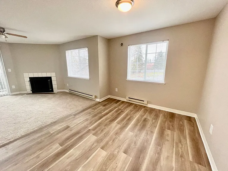 Brookside Gardens Apartments — Photo 18