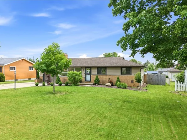 5037 Sheridan Rd, Poland, OH 44514