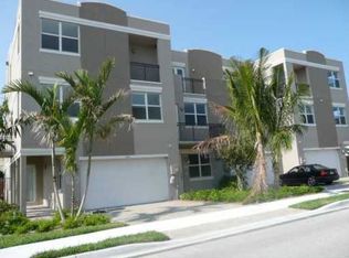 1627 NE 11th St, Fort Lauderdale, FL 33304