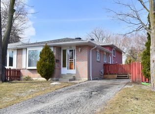 56 Greenbriar Rd, Brampton, ON L6S2A3