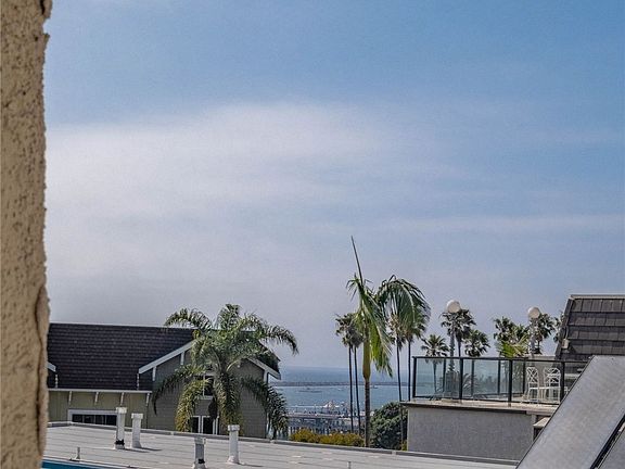 4th image of 428 Esplanade APT 302