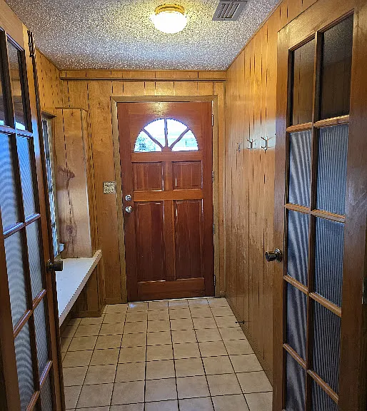 1453 Grove St — Photo 7