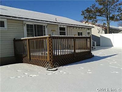 5th image of 111 Marian Dr