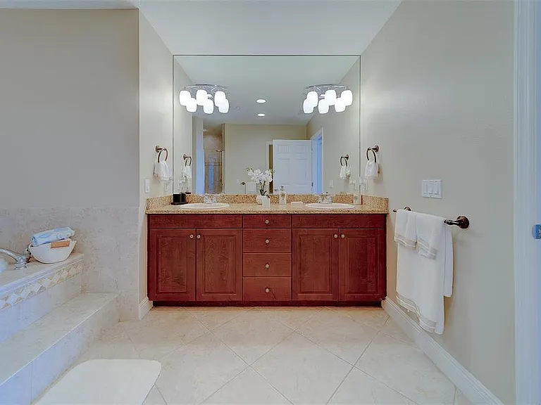 17735 Gulf Blvd #501 — Photo 31