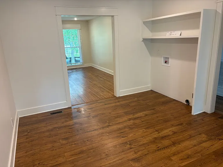 51 Brookwood Ter — Photo 4