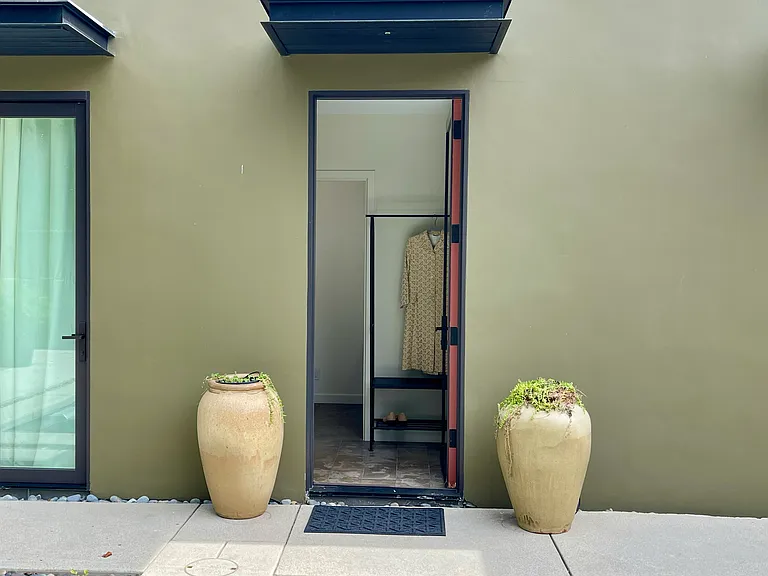 5285 N College View Ave — Photo 4