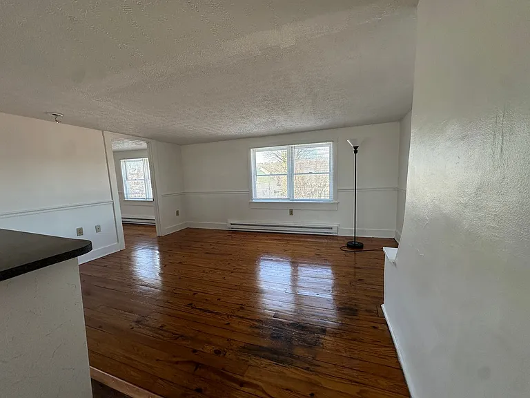 402 S Cameron St — Photo 6