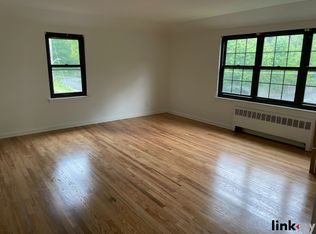 367 Park View Ave APT 2, Yonkers, NY 10710