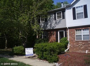 3479 Castle Hill Dr, Woodbridge, VA 22193