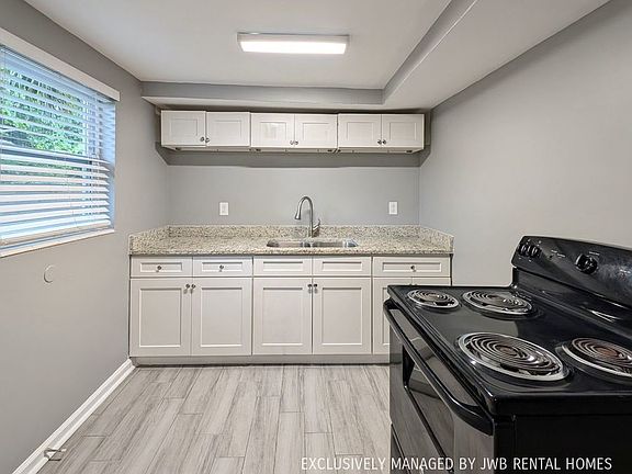 5th image of 1029 Caliente Dr #1B-1BA-848SQFT
