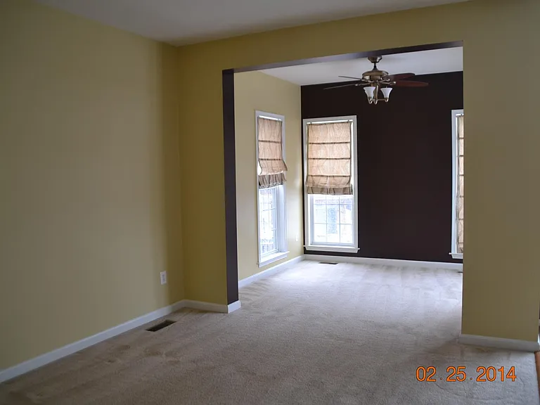 21958 Windy Oaks Sq — Photo 19