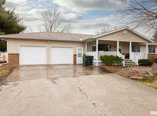 13901 117th St, Orion, IL 61273