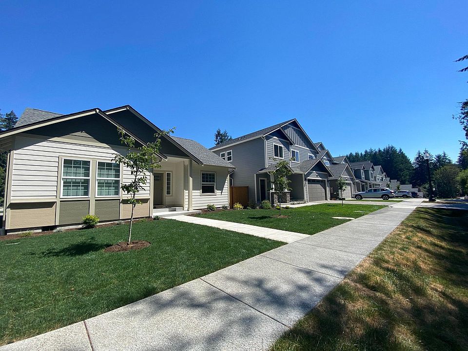 1st image of 3005 Roald Ave SE