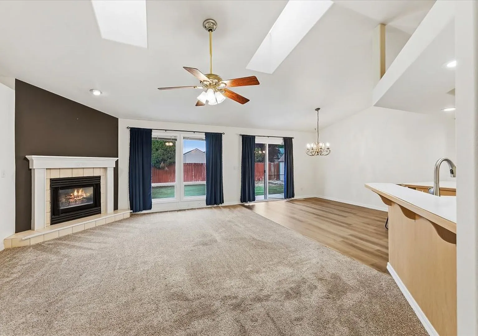 Bright & Spacious Meridian Home with RV Parking — Photo 3