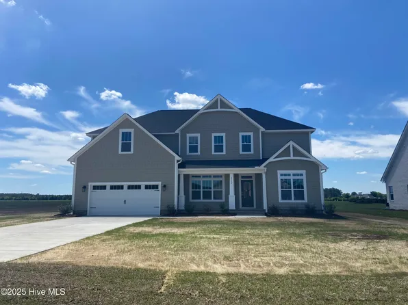 2740 Windflower Lane, Grimesland, NC 27837