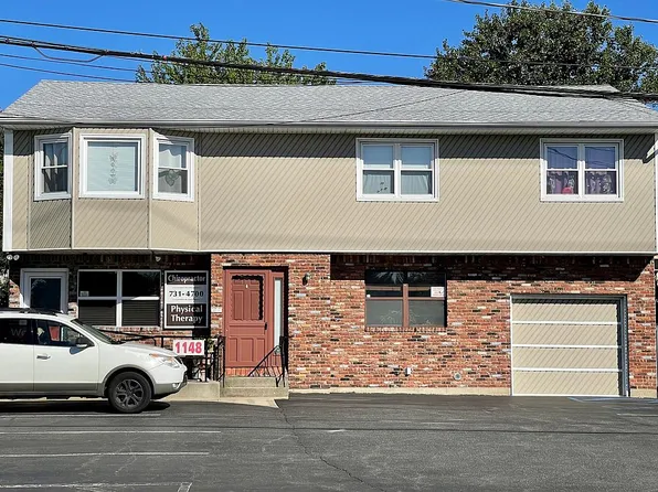 1148 Hicksville Rd, Massapequa, NY 11758