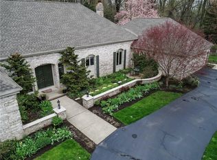 32 Landsdowne Ln, Rochester, NY 14618