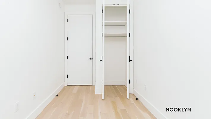 Rented by Nooklyn NYC LLC | media 6