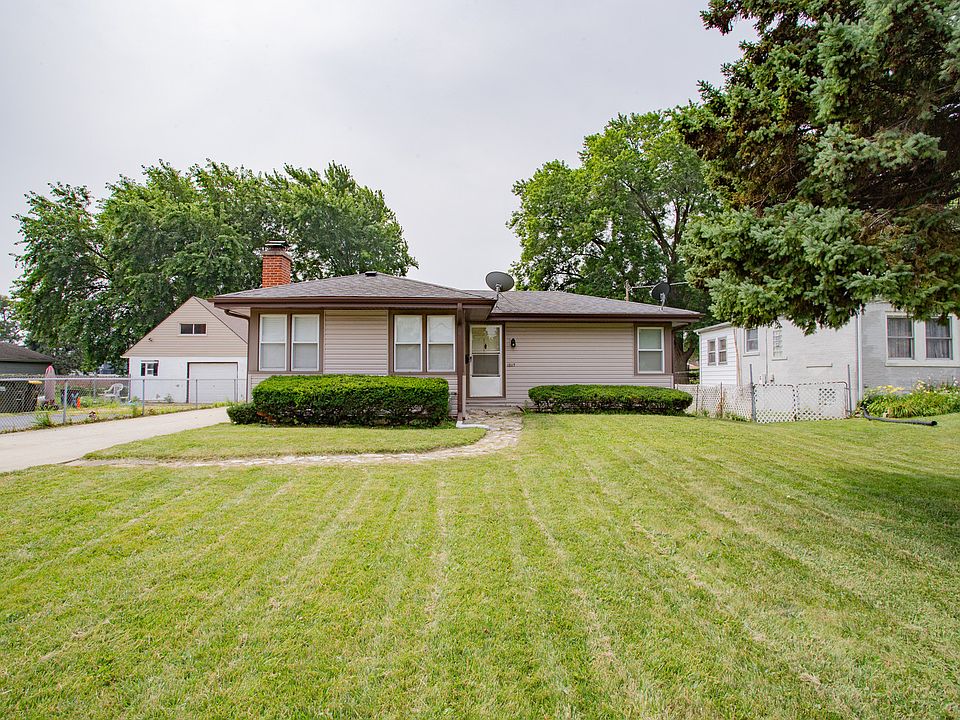 1st image of 10113 McLean Ave