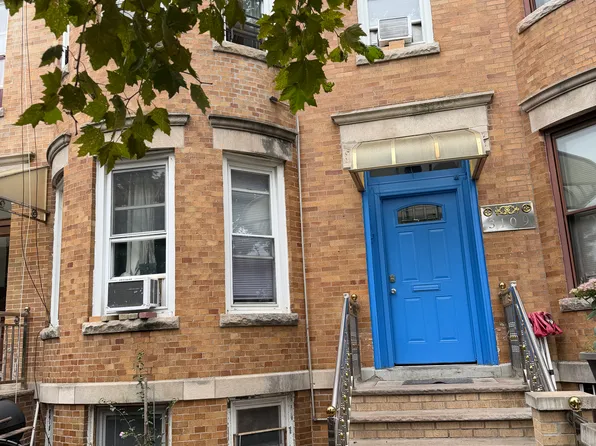 3109 Snyder Avenue image 1 of 17