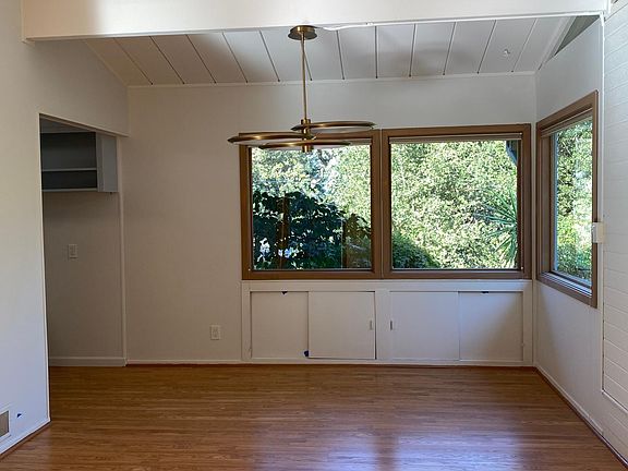 3rd image of 179 Hillside Ave