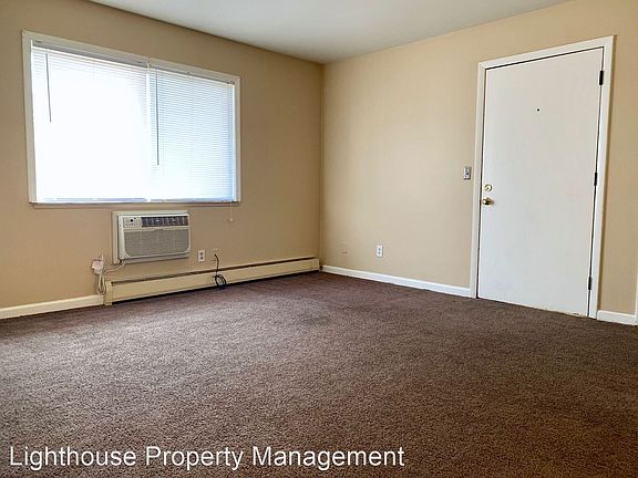 3rd image of 3253 Charlesgate Ave SW APT A