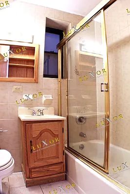 Rented by Luxor Homes & Investment Realty | media 28