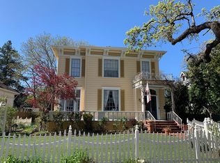 1121 McDonald Ave, Santa Rosa, CA 95404