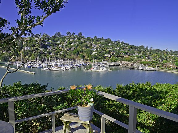 2nd image of 19 Alcatraz Ave