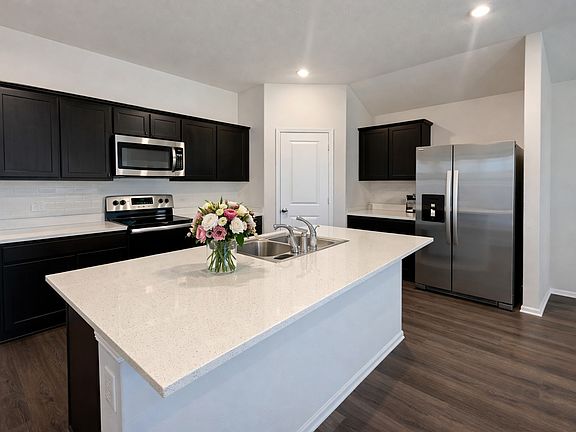 2nd image of 305 Banner Ave
