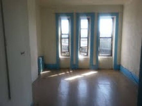 2nd image of 343 Linden St APT 9