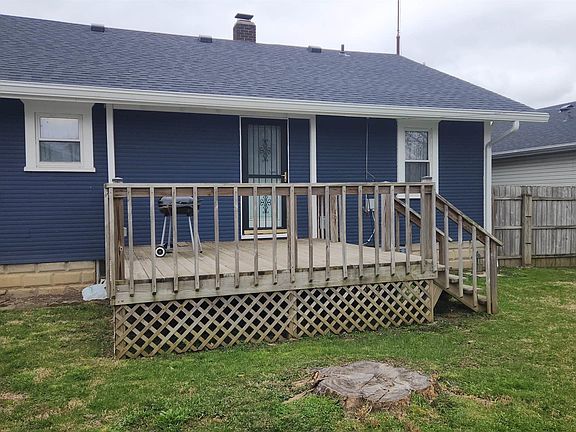 2nd image of 1400 S Meeker Ave