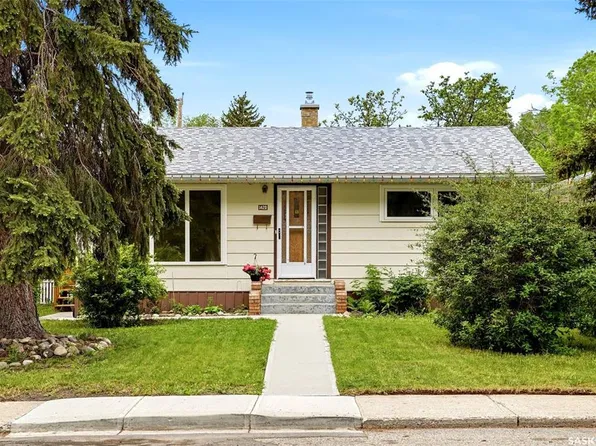 1420 Aberdeen STREET, Regina, SK S4T 5K4