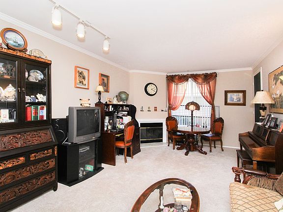 2nd image of 10848 Scripps Ranch Blvd. #105