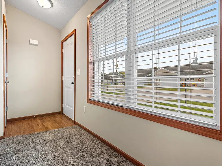 Perry Creek Townhomes - Midland, MI — Photo 11