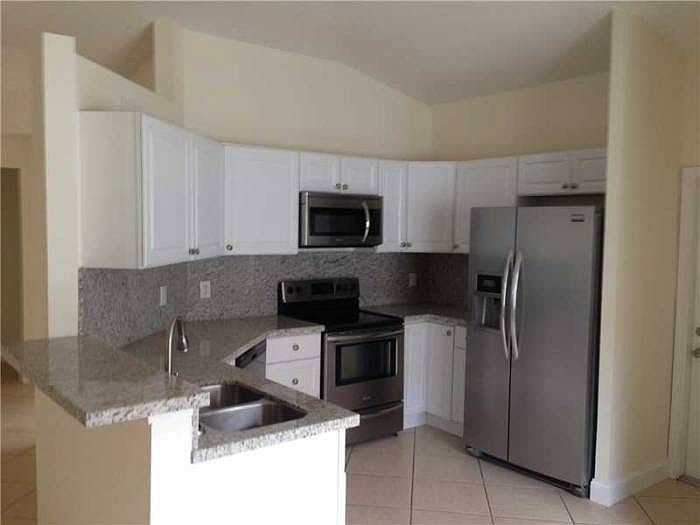 2nd image of 2095 Borealis Way