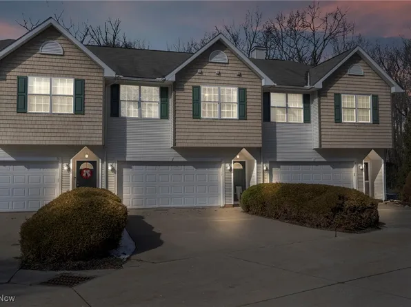 27 Elm Creek Way, Aurora, OH 44202