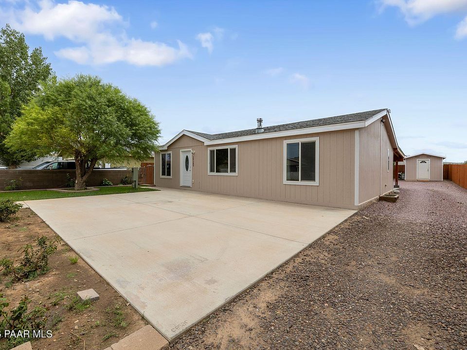 1st image of 24389 N Yosemite St