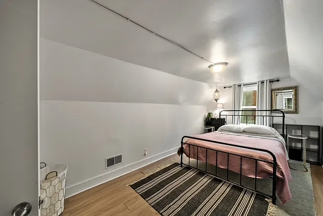 4003 Devine St #3 — Photo 13